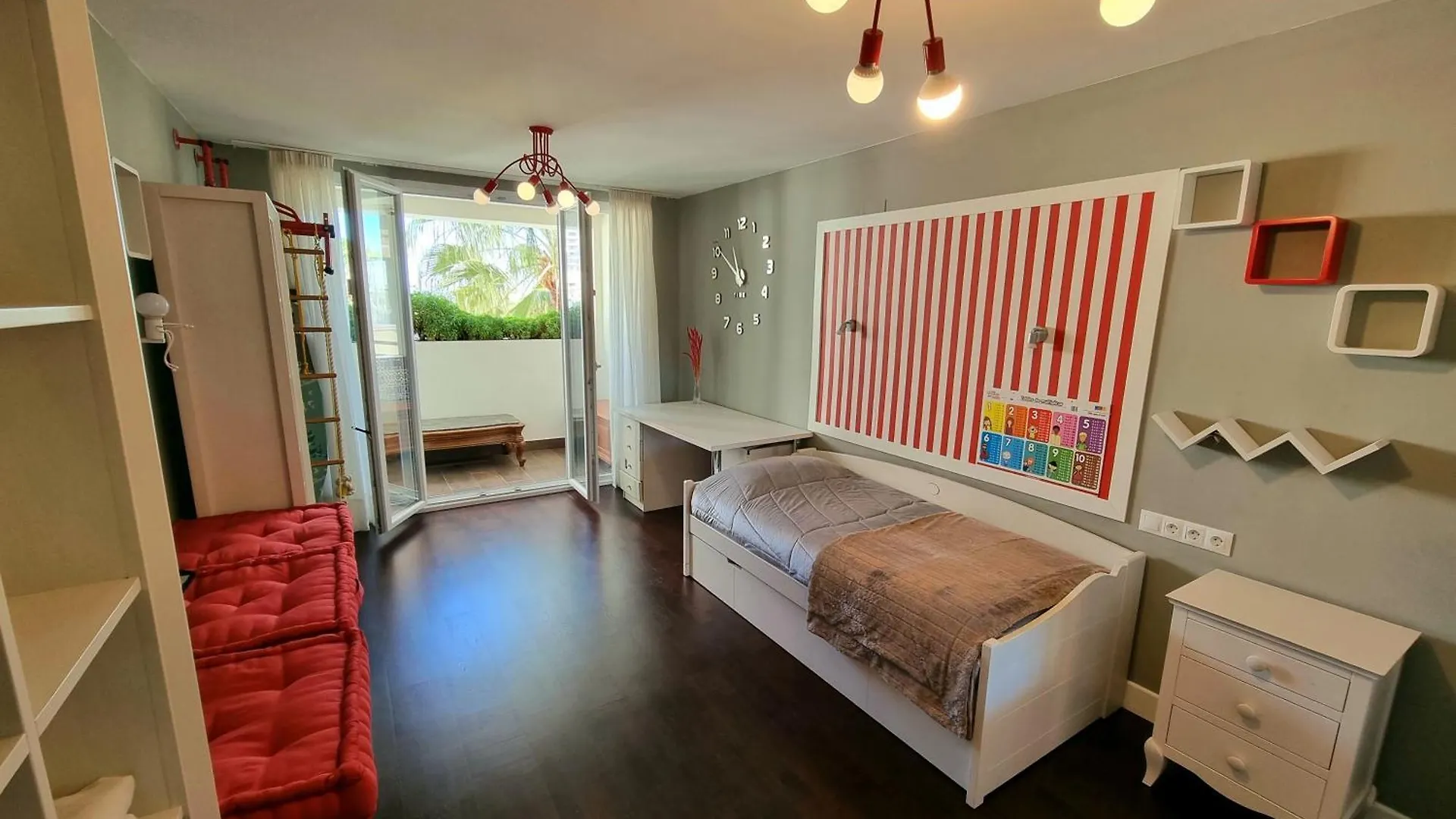 Luxury 2 Bedrooms Apartment In La Carihuela Torremolinos 20 Meters In From Of Beach