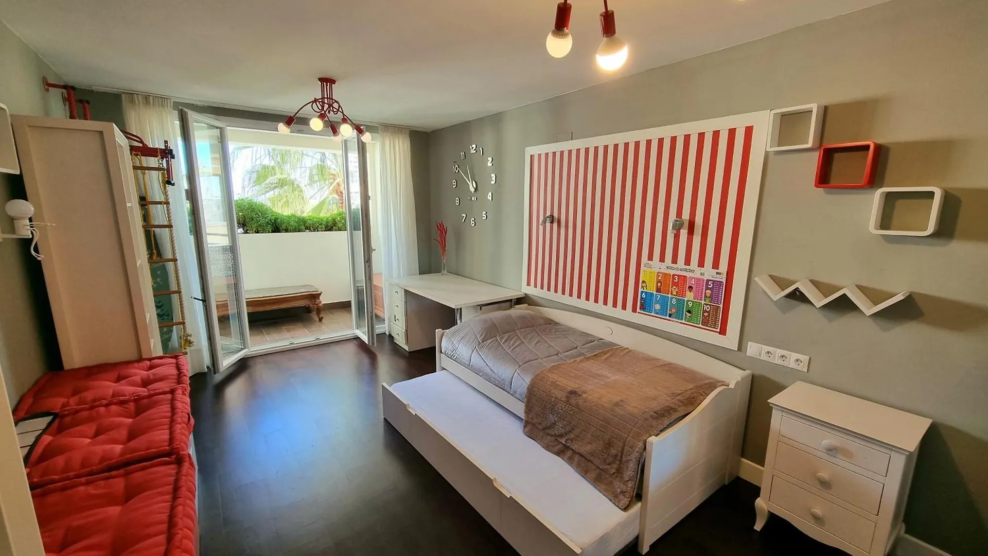 Luxury 2 Bedrooms Apartment In La Carihuela Torremolinos 20 Meters In From Of Beach
