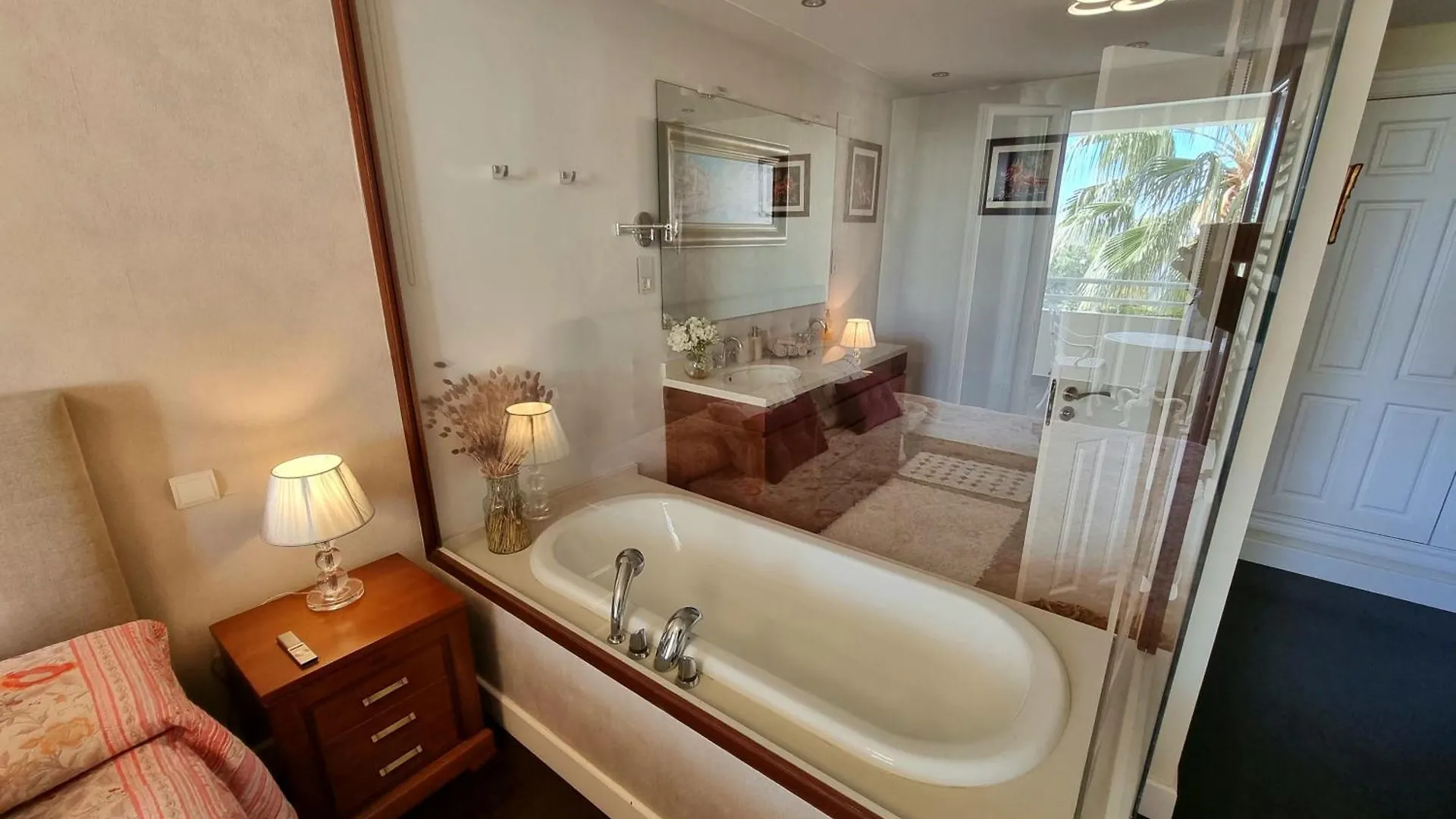 Luxury 2 Bedrooms Apartment In La Carihuela Torremolinos 20 Meters In From Of Beach 0*,
