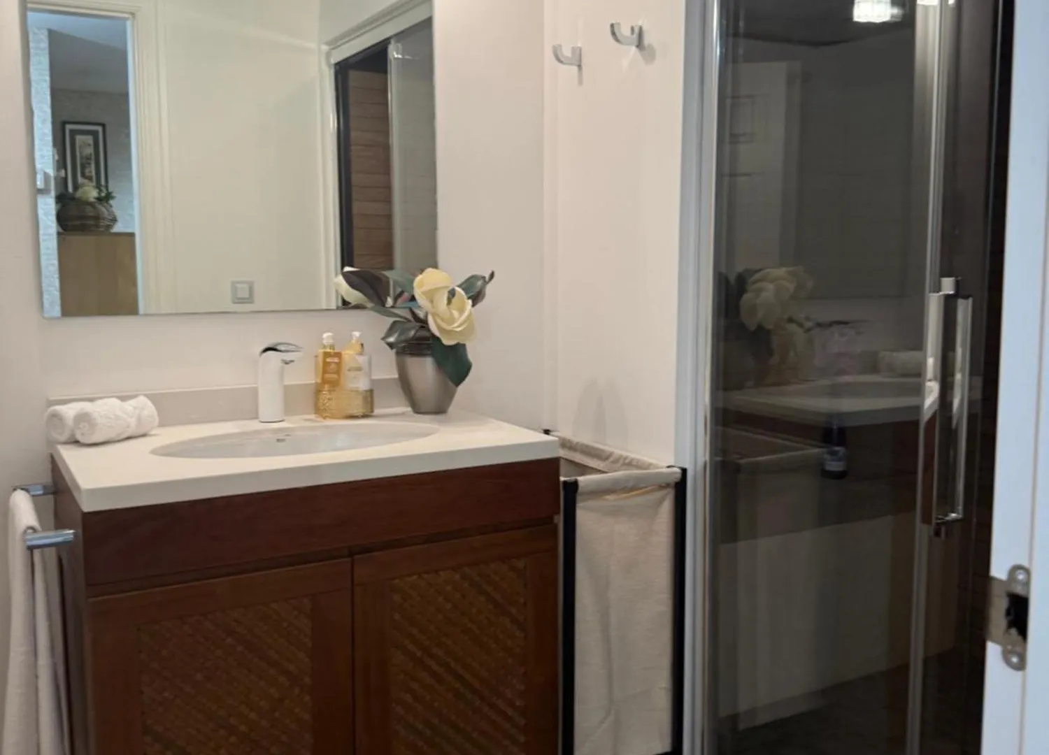 Luxury 2 Bedrooms Apartment In La Carihuela Torremolinos 20 Meters In From Of Beach ספרד